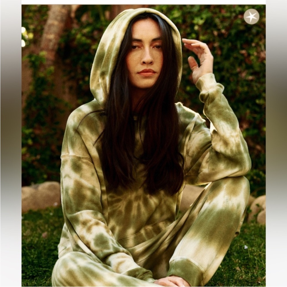 The Great. tie dye the gym hoodie